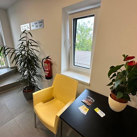 Villa Magdalena Apartments & Rooms Марибор Экстерьер фото