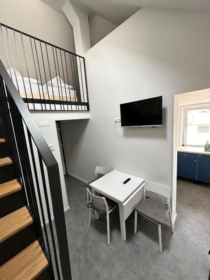 Villa Magdalena Apartments & Rooms Марибор Экстерьер фото