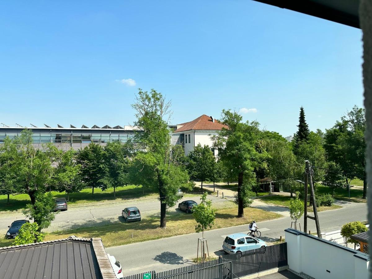Villa Magdalena Apartments & Rooms Марибор Экстерьер фото